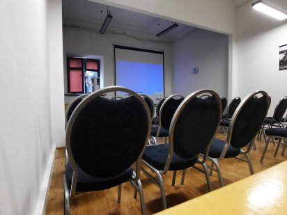 Конференц зал в Київ почасова оренда  Cinema room Київ