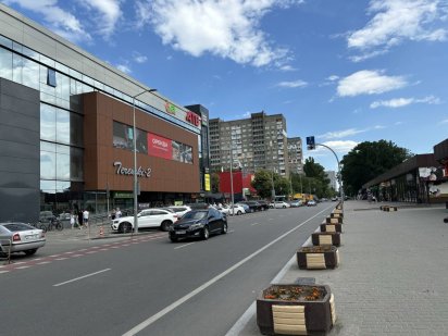 оренда 15м2 у предкасовій зоні АТБ Київ