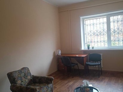 Сдам офисное помещение в аренду на пр.Металлургов