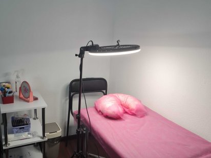 Аренда рабочего места КУШЕТКА/ВИЗАЖНЫЙ СТОЛ