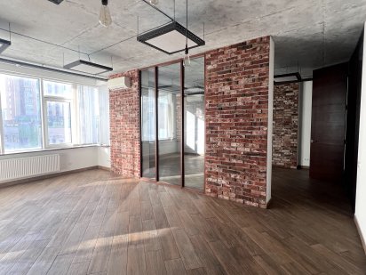 Здам в оренду офісне приміщення 100 м2 пр. В. Лобановського 6А Київ