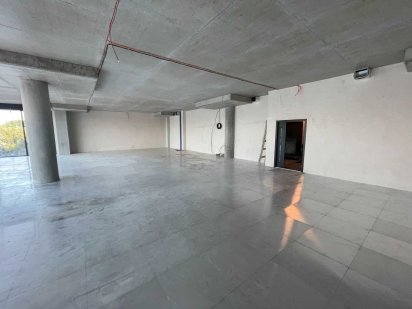 Оренда офісу клас "А" 195 м2 (ремонт під орендаря) Львов