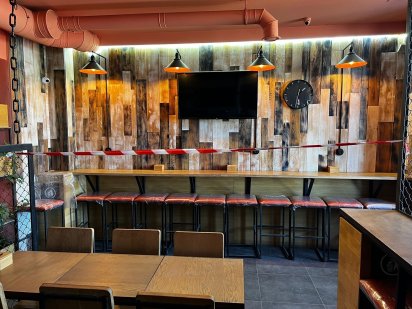 Оренда гарного закладу під ресторанчик з меблями та обладнанням Львов