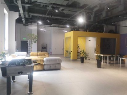 Оренда офісного приміщеня на  вул.Угорська.Без Комісії!!!275м2 Львів