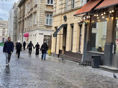 Оренда приміщень в центрі Львова на розі Лесі Українки та Краківської Львов