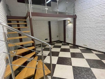 Здається в оренду приміщення з хорошим ремонтом вул Д. Вітовського. Львів