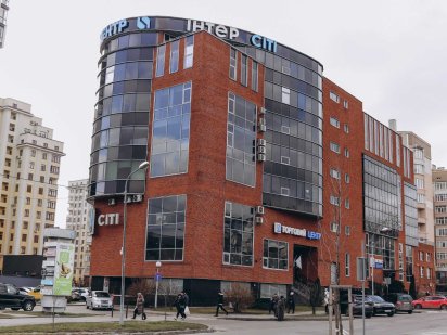 Оренда офісних приміщень на 4 пов. від 57 м кв у ТБЦ «ІнтерСіті» Львов