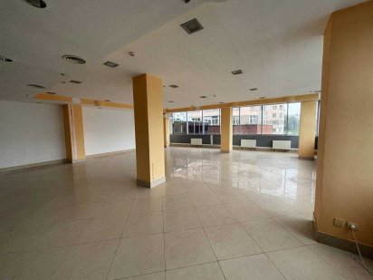 Оренда торгових приміщень від 100 м кв в ТБЦ «ІнтерСіті», Чорновола Львов