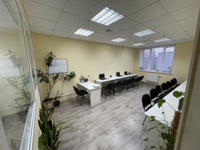 Довгострокова оренда офісу на просп.Космонавтів ! Вінниця