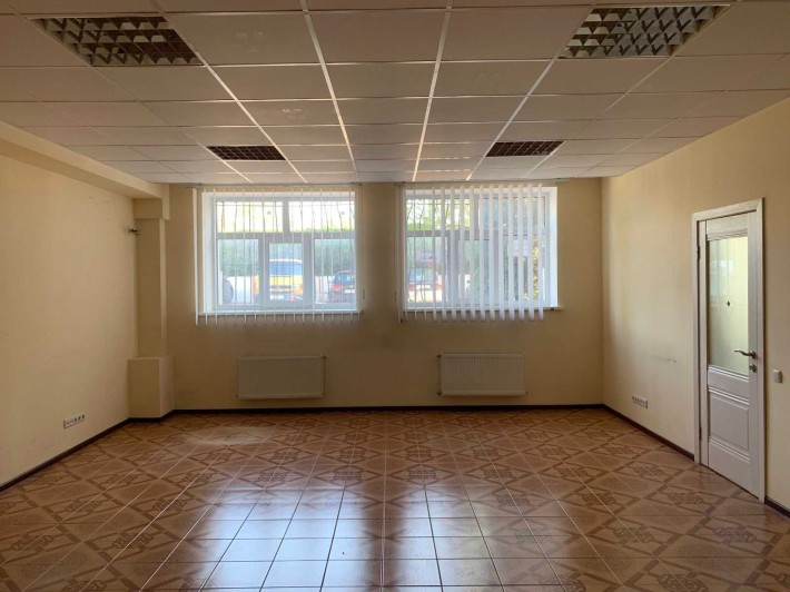 Аренда офиса 57м2 от собственника, БЦ, ул.В.Хвойки,21, м. Почайна - фото 1
