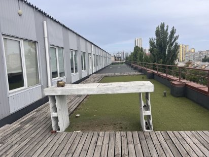 КПИ .метро здаеться в оренду офис . Київ