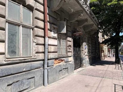 ЦЕНТР Оренда комерційного фасадного приміщення вул.Дорошенка Львів