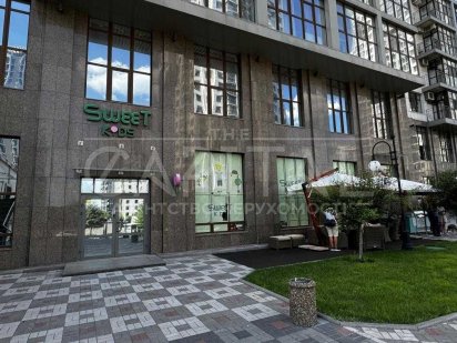 Фасадное помещение свободного назначения в ЖК Новопечерские Липки Київ