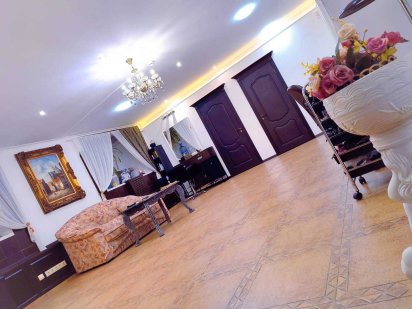 Центр. Оренда місця в салоні краси та масажу Киев