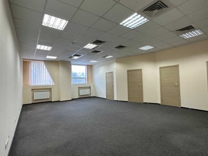 Аренда офиса в БЦ, 100 м.кв., генератор, Подол, собственник Киев
