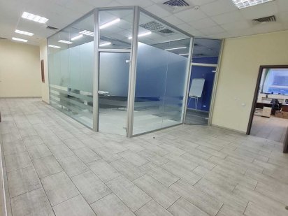 Офис в БЦ, 786 кв.м., 14 кабинетов, генератор, отдельный блок, Подол Київ