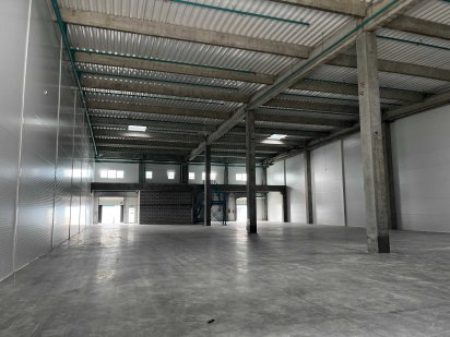 Оренда складу в Peretyn 3 000 м² (Галицьке перехрестя) Львов