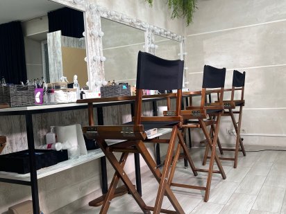 Оренда місця бровіста, стиліста, візажиста, майстра по зачіскам Винница