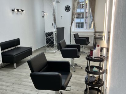 Оренда місця в студіі для перукаря або майстра по волоссю Винница