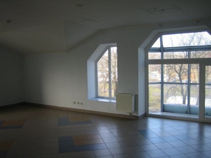 Сдается в аренду отдельно стоящее здание пр-т Центральный Миколаїв