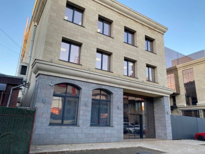 Офисное помещение в новом здании на Садовой 350м 8$ Миколаїв