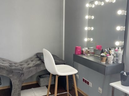 Оренда робочого місця бровиста Винница