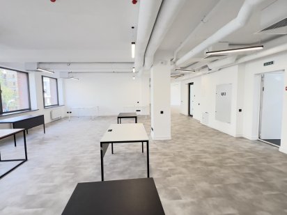 Без% 298 кв Опен Спейс, з новим рем. і меблями, вул. Саксаганського Київ