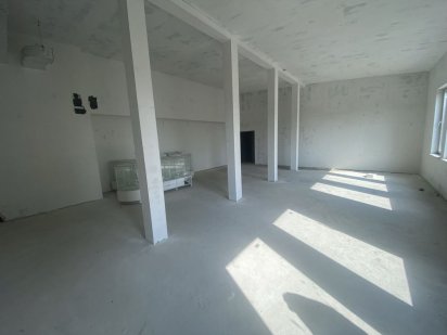 Довготривала оренда приміщення в ТЦ ЛАЗ по вул. Стрийська 45. Львов