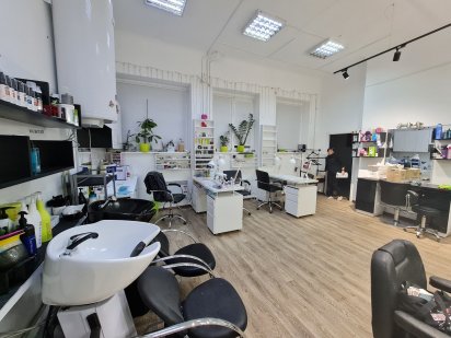 Аренда места парикмахер маникюр косметолог Харків