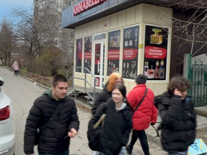 Намив приміщення за АТБ 35 кв.м. прохідняк жваве місце  25000 грн/міс Миколаїв