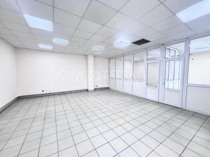 Оренда офісу 171м2, вул. Львівськая, Святошино Киев