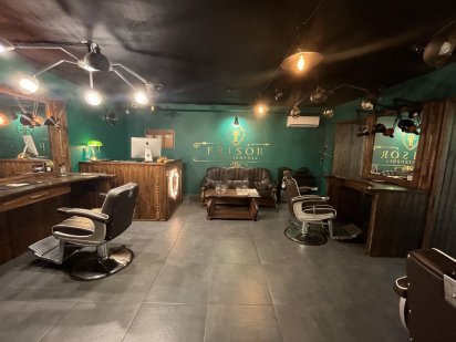 Оренда барбершопа з обладненням