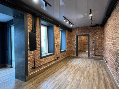 Оренда комерційного приміщення 90м2, вул. Джерельна, Forum Lviv, Центр Львов