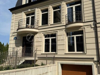 Аренда офиса на ул. Новоселицкая, Выдубичи, ЖК Renaissance Residence Киев