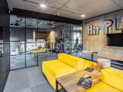 Оренда двухрівневого офісу 240 метрів з панорманим видом та меблями Киев