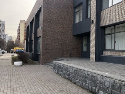 Оренда з викупом приміщень вільного призначення,600 м,Лукʼянівська,1 Київ