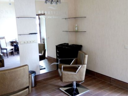 Сдам в аренду парикмахерскую район Намыв Миколаїв