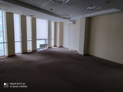 Приміщення під офіс 197,5  м² у ТОЦ «ІнтерСіті» (пр. Червоної Калини) Львів