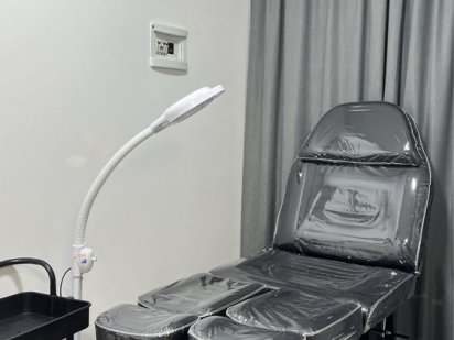 Аренда для мастера маникюра  ЦЕНТР Харьков