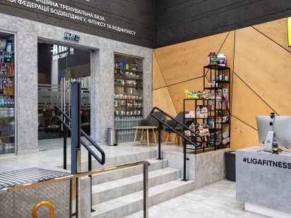 ЦЕНТР Оренда готове місце манікюр, педикюр та інші б'юті послуги ЦЕНТР Львів