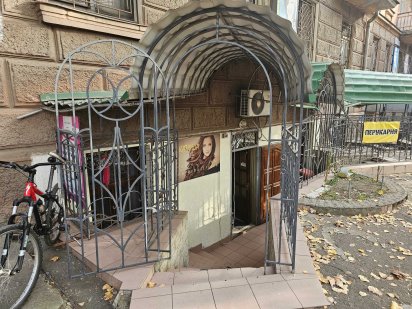 Сдаю парикмахерскую Декабристов/Дунаева, возле г. Сказка Миколаїв