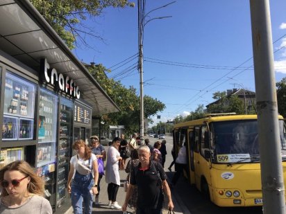 Метро Дарниця оренда павільйона Київ