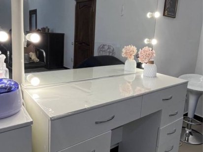 Аренда  робочего места  бровиста, визажиста , мастера по прическам Харків