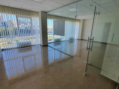 Аренда офиса в ТРЦ Параллель Киев