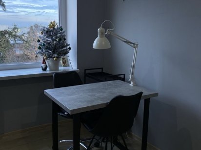 Оренда робочого місця для майстра манікюру та бровиста Львов