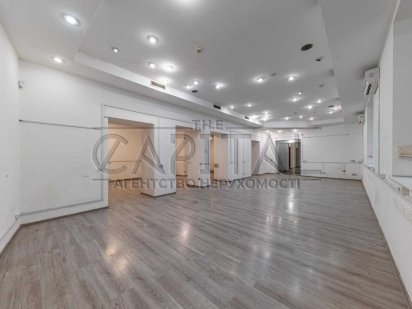 Оренда фасадного приміщення з ремонтом 196м2 Обсерваторна Киев