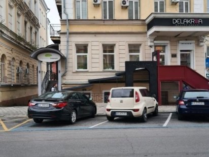 Центр! м.Площадь Констируции 1 мин Красная Линия .
Сдам помещение 55 м Харьков