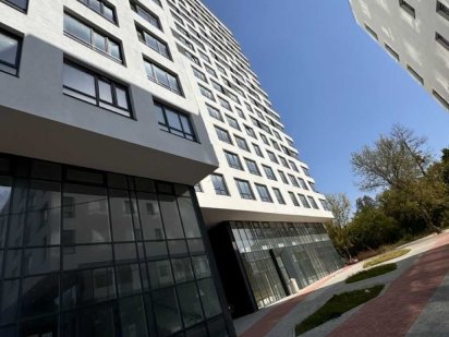 Оренда фасадного комерційного приміщення в ЖК Замарстинівська 134 А Львів