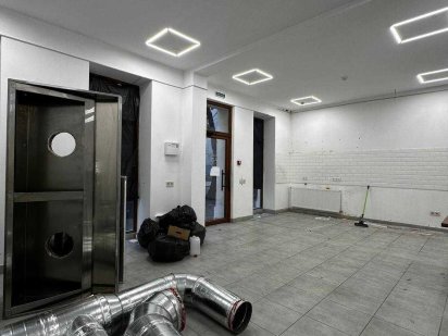 Оренда  фасадного приміщення  з великими вітринами по вул. Героїв Упа Львів