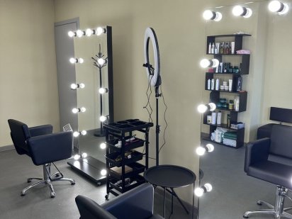 Сдам в аренду место для парикмахера!!! Харків